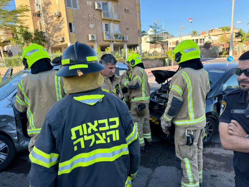 חילוץ לכוד מתאונת דרכים באילת